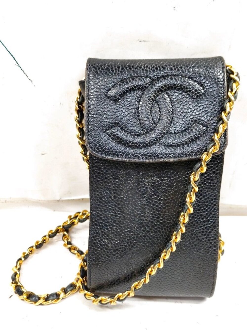 Authentic Chanel CC Logo Caviar Leather Phone Pouch Crossbody Bag - Picture 2 of 10